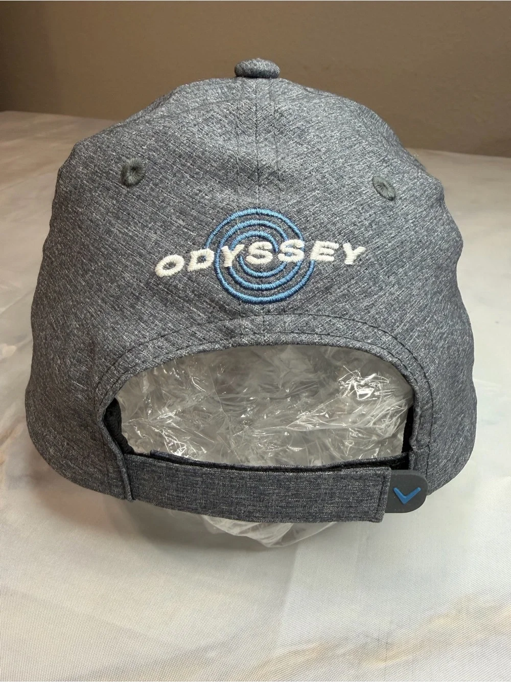 Callaway Golf Men’s Gray Heather Blue Embroidered Logo Performance Hat Cap NWOT